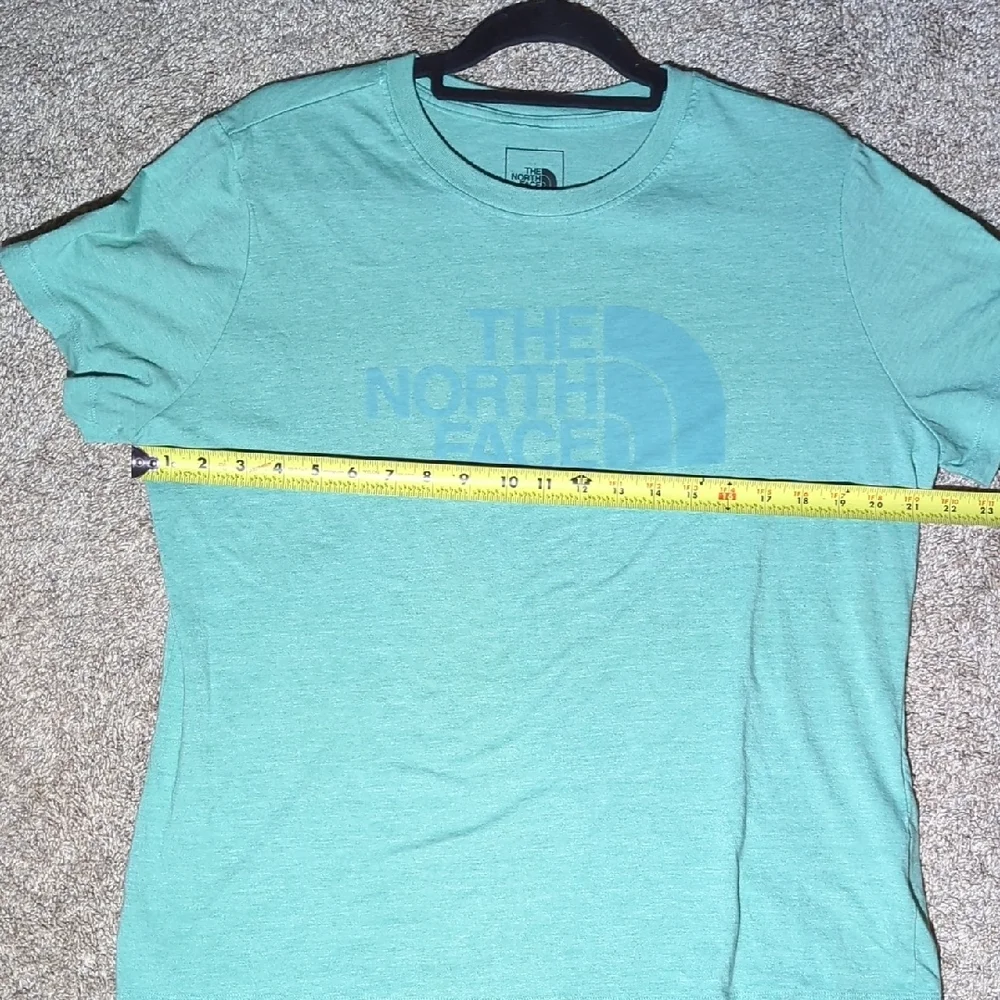 The North Face Teal Graphic Tee - Picture 9 of 10